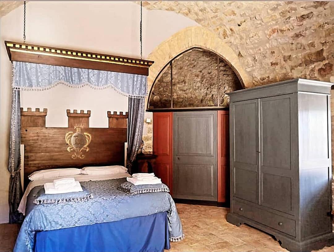 Agriturismo Castello Di Belforte Todi Exterior photo