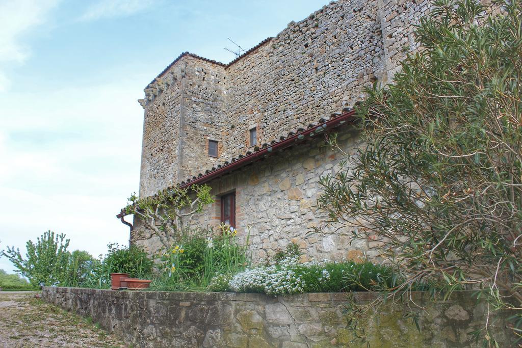 Agriturismo Castello Di Belforte Todi Exterior photo